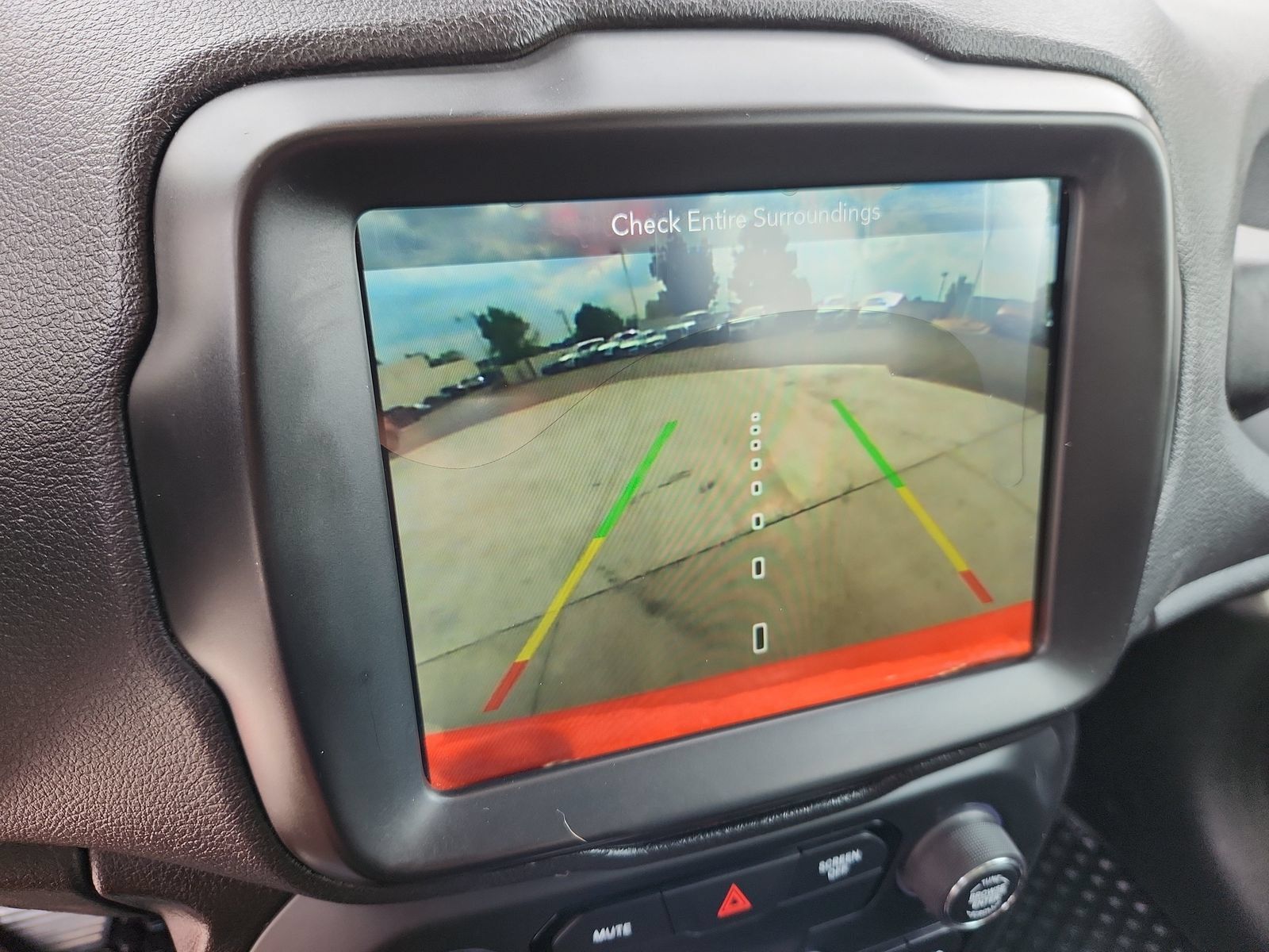 Used 2018 Jeep Renegade Trailhawk AWD/4WD image 25