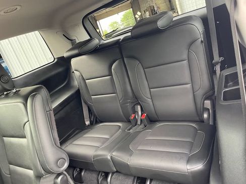Used 2018 GMC Acadia SLT AWD/4WD image 13