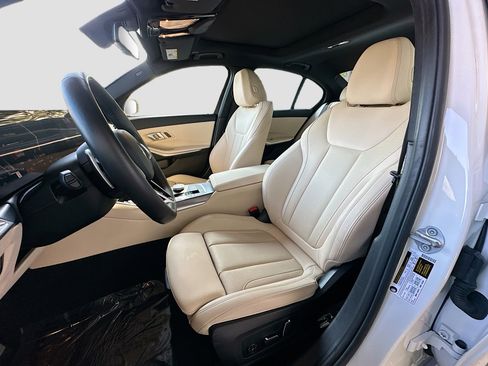 Certified 2025 BMW 330i Sedan w/ M Sport Package image 21