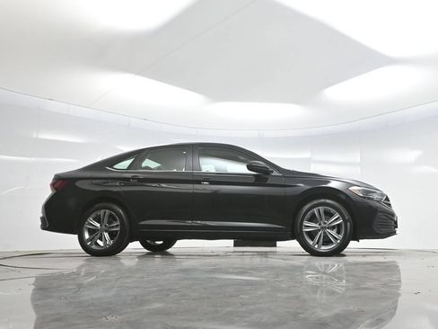 Used 2024 Volkswagen Jetta SE FWD image 61