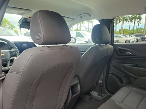 Used 2025 Chevrolet Trax LS FWD image 11