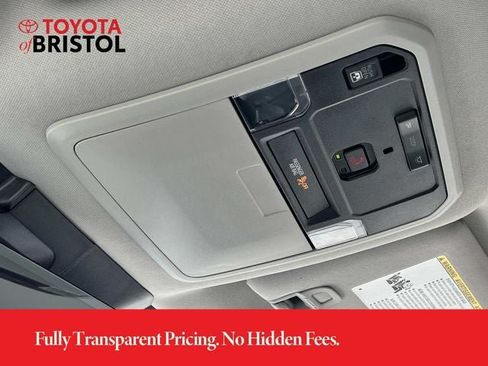 Used 2023 Toyota Tundra Limited w/ TRD Off-Road Package AWD/4WD image 33