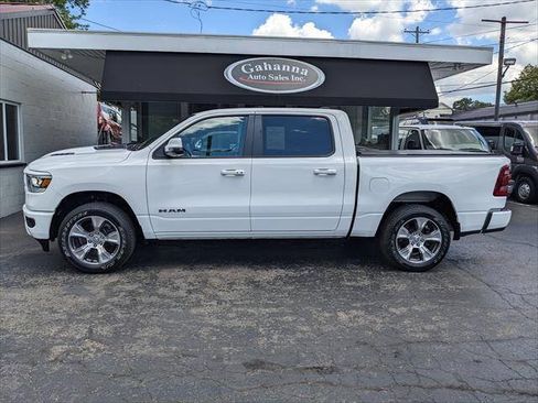 Used 2024 RAM 1500 Laramie AWD/4WD image 2