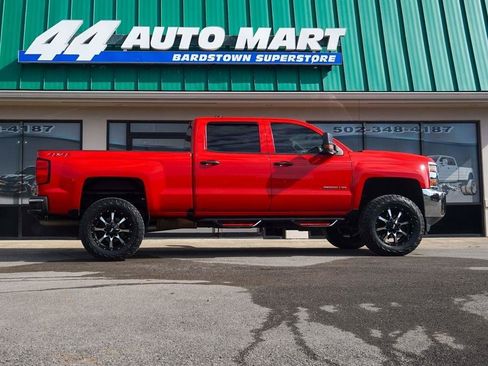 Used 2018 Chevrolet Silverado 3500 W/T w/ WT Convenience Package AWD/4WD image 2