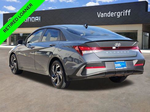 New 2025 Hyundai Elantra Sport image 3