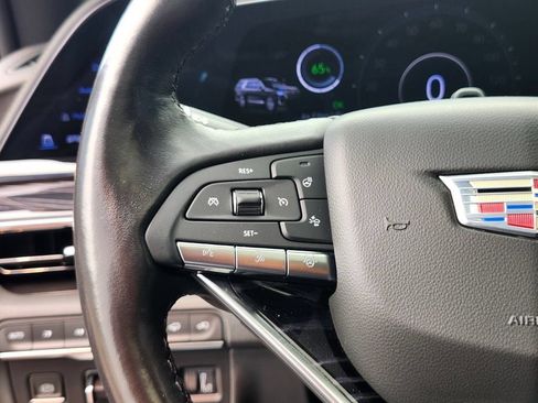 Used 2022 Cadillac Escalade Sport w/ Touring Package AWD/4WD image 30