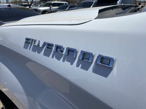 Used 2025 Chevrolet Silverado 1500 LT RWD image 8