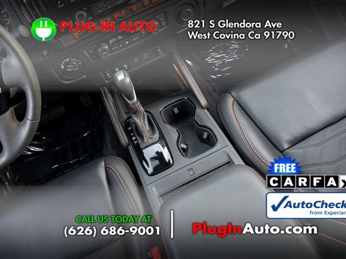 Used 2025 Nissan Frontier PRO-4X w/ Pro Premium Package image 18