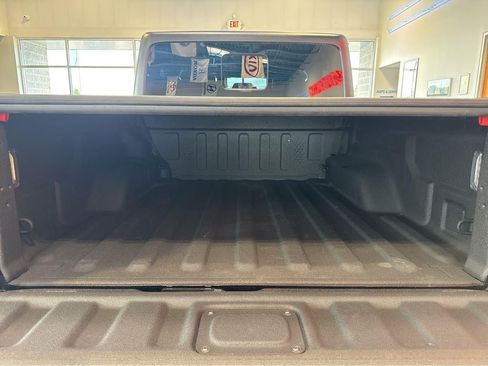 Used 2022 Jeep Gladiator Sport AWD/4WD image 33