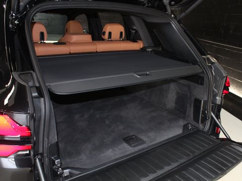 Used 2025 BMW X5 sDrive40i w/ M Sport Package RWD image 88
