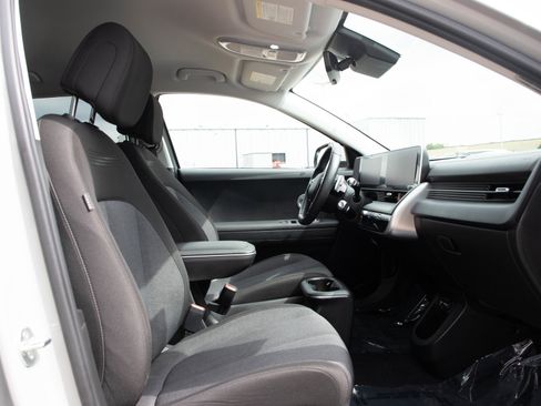 Certified 2024 Hyundai Ioniq 5 SEL AWD/4WD image 11