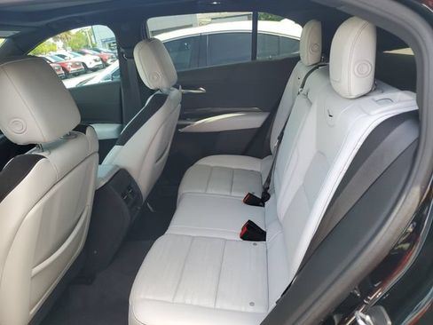Used 2024 Cadillac XT4 Sport FWD image 26