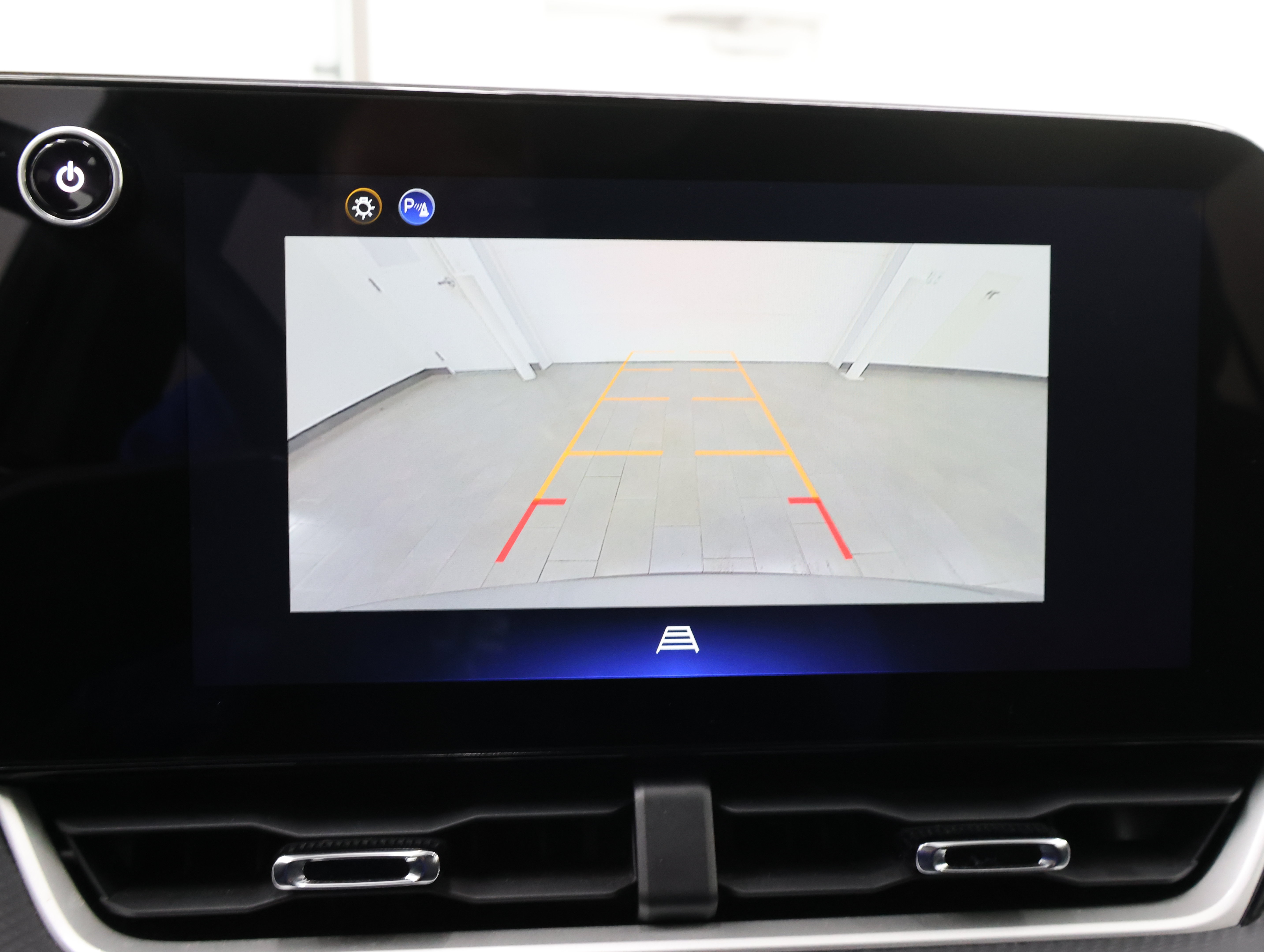 Used 2026 Chevrolet Equinox LT AWD/4WD image 16