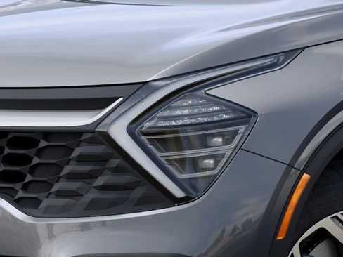 New 2025 Kia Sportage LX image 11