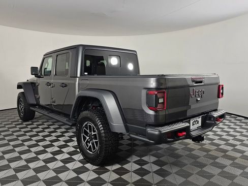 Used 2025 Jeep Gladiator Rubicon w/ Safety Group image 5