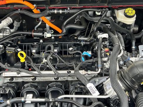 Used 2022 Ford Escape Titanium w/ Titanium Premium Package image 37