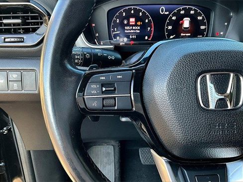 Certified 2023 Honda Pilot Elite image 11