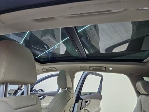 Used 2017 Audi Q7 3.0T Prestige w/ Prestige Package image 40