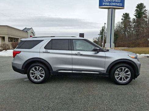Certified 2022 Ford Explorer Limited w/ Equipment Group 301A image 24