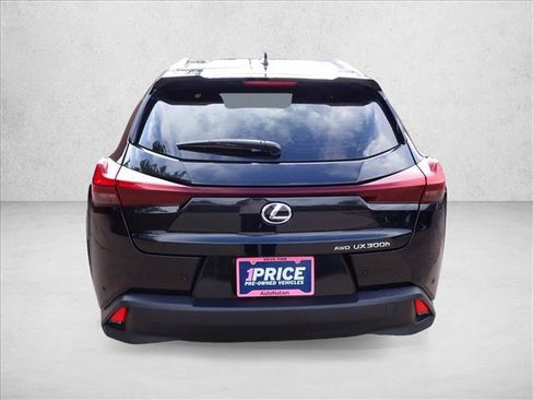 Used 2025 Lexus UX 300h AWD w/ Cold Area Package image 3