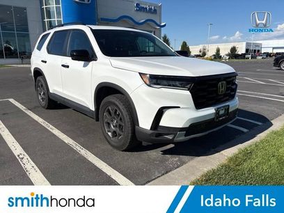 Used 2025 Honda Pilot TrailSport