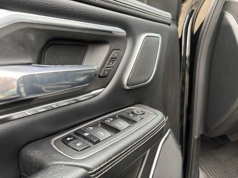 Used 2023 RAM 1500 Laramie AWD/4WD image 10