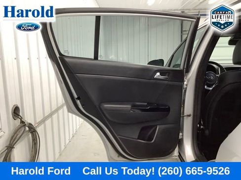 Used 2022 Kia Sportage SX image 12