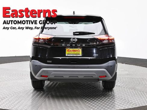 Used 2023 Nissan Rogue S AWD/4WD image 6