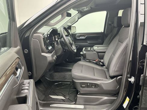 Used 2026 Chevrolet Silverado 1500 RST w/ RST Select Package AWD/4WD image 12
