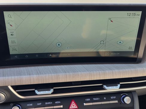 Used 2025 Hyundai Sonata Limited image 16