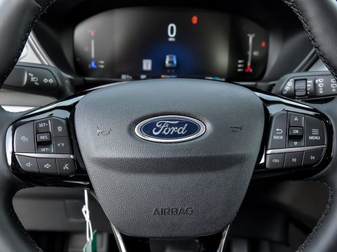 Used 2024 Ford Escape SE image 34