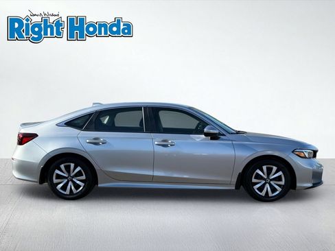 Used 2026 Honda Civic LX image 9