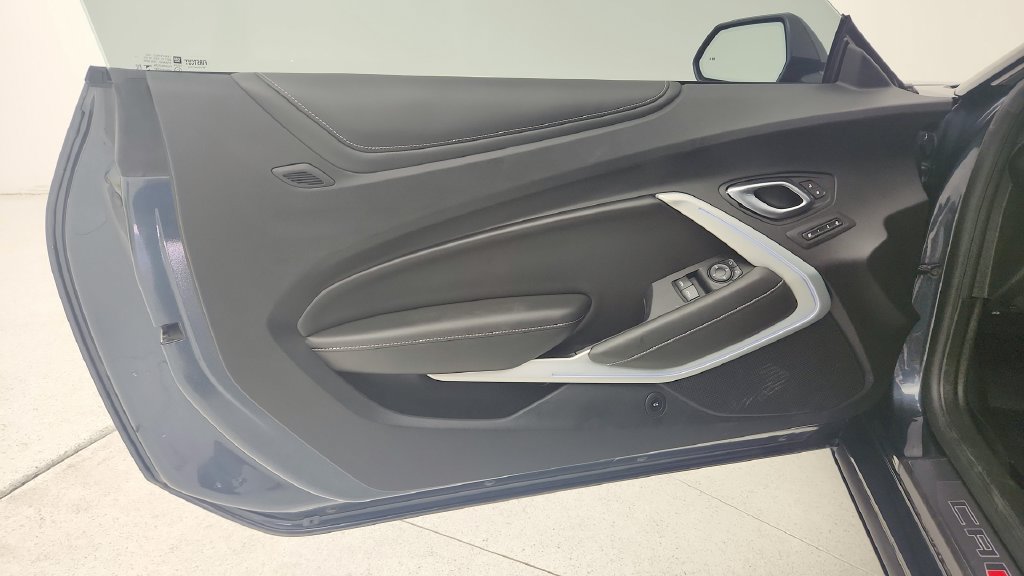 Used 2021 Chevrolet Camaro SS RWD image 22