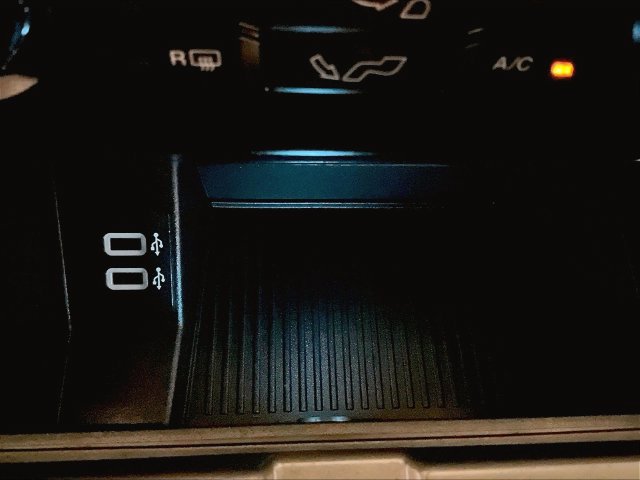 Used 2019 Ford F150 XLT w/ Equipment Group 302A Luxury AWD/4WD image 32