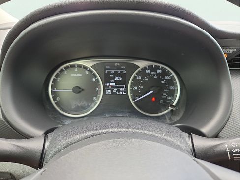 Used 2025 Nissan Kicks Play S FWD image 7