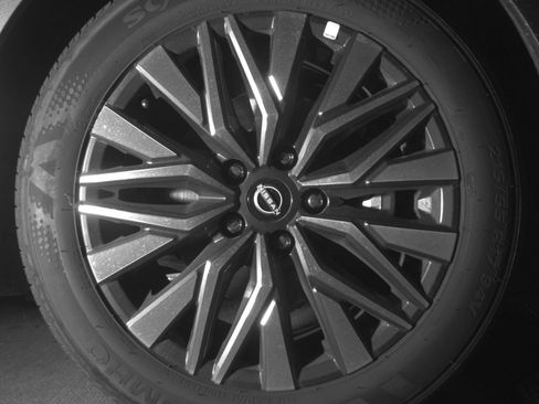 Used 2026 Nissan Altima 2.5 SV FWD image 13