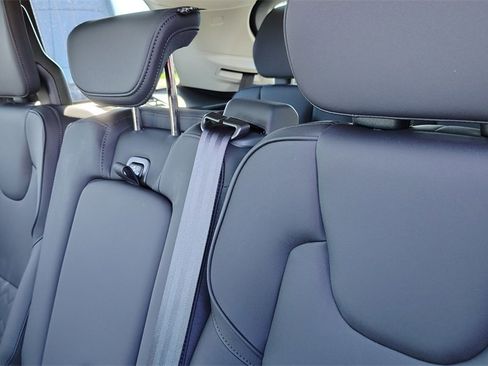 New 2026 Volvo XC90 B6 Plus image 29