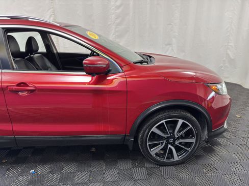 Used 2018 Nissan Rogue Sport SL w/ SL Premium Package image 10