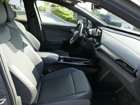 Used 2023 Volkswagen ID.4 Pro RWD image 27