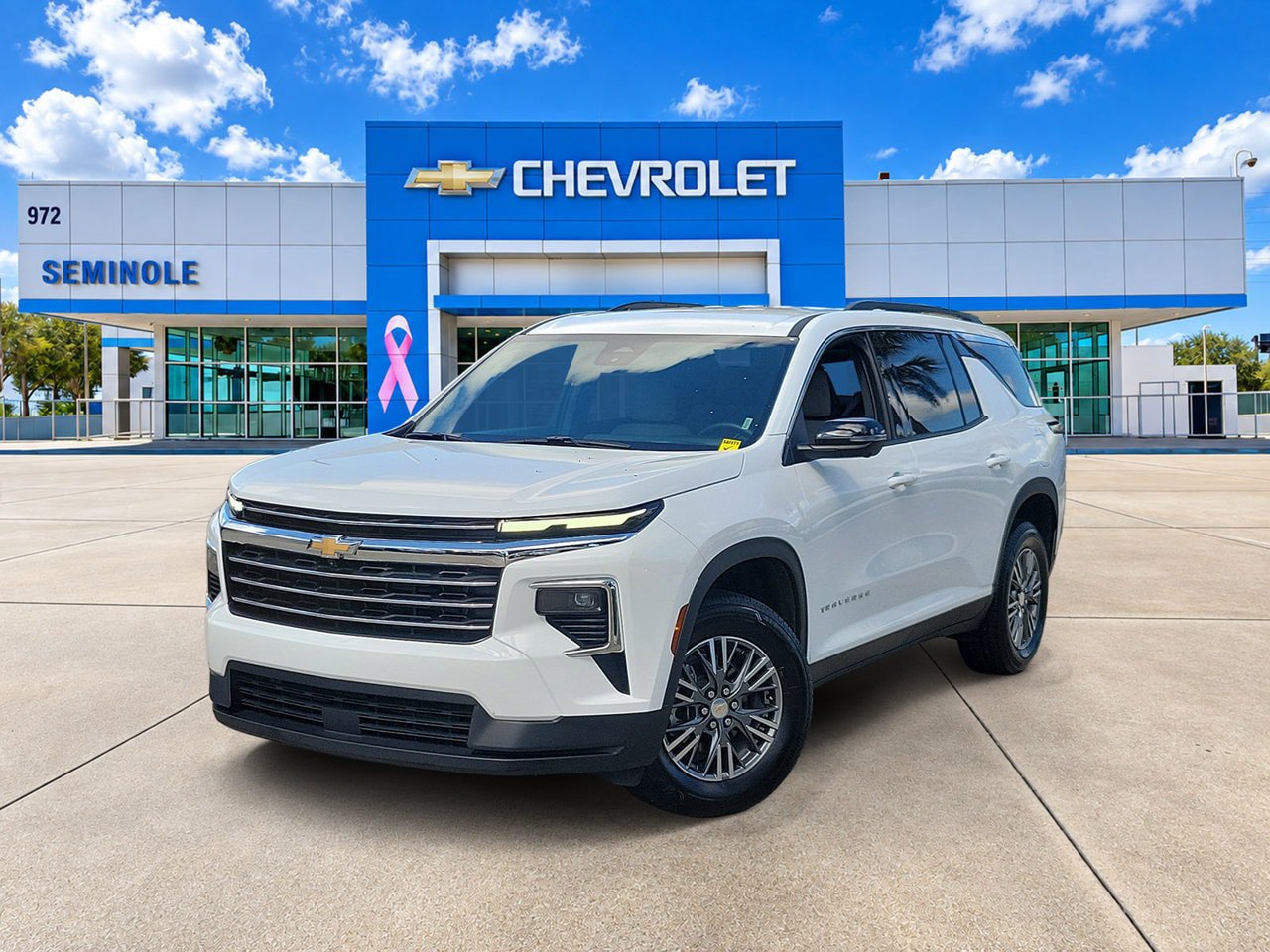 Certified 2026 Chevrolet Traverse LT w/ Driver Confidence Package FWD image 1