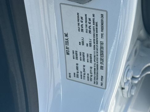 Used 2019 Tesla Model 3 Long Range AWD/4WD image 26