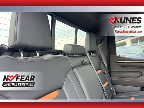 Used 2023 GMC Sierra 1500 AT4 w/ AT4 Preferred Package image 48