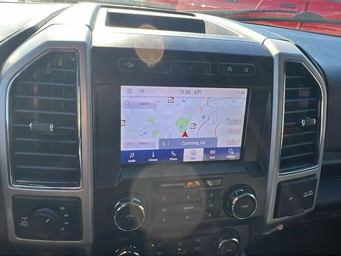 Used 2020 Ford F150 Lariat image 32