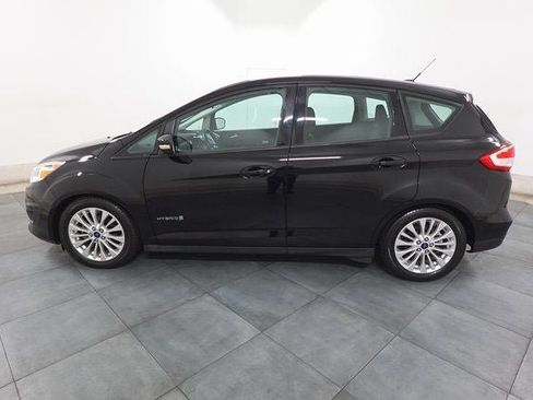 Used 2017 Ford C-MAX SE image 2