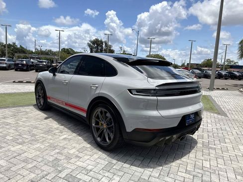 Used 2024 Porsche Cayenne Turbo GT AWD/4WD image 4