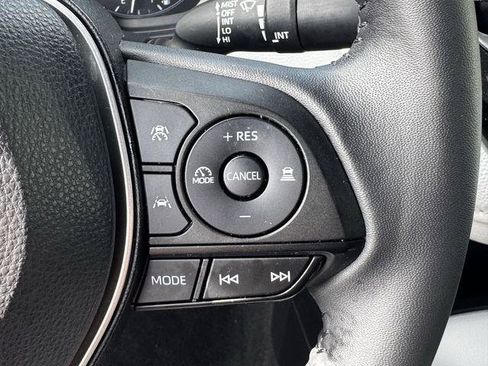 Certified 2023 Toyota Corolla SE FWD image 22