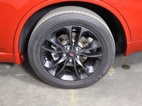 Used 2021 Dodge Durango R/T w/ Technology Group RWD image 54