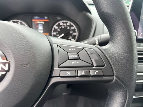 Certified 2025 Nissan Altima 2.5 S FWD image 12