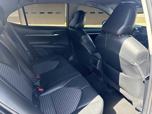 Used 2022 Toyota Camry SE w/ Convenience Package image 20