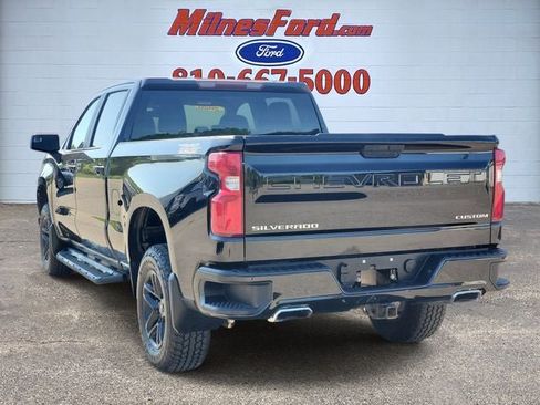 Used 2020 Chevrolet Silverado 1500 Custom Trail Boss w/ Custom Convenience Package AWD/4WD image 4